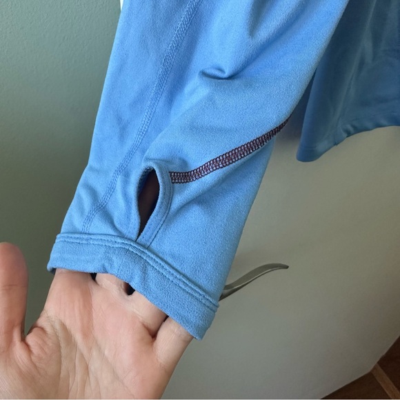 Philadelphia Phillies baseball Nike dry fit blue maroon quarter neck sweatshirt - Picture 8 of 8